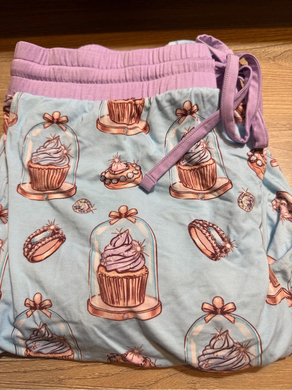 Xl Light Blue & Lavender unicorn rare print Cupcake bomb party